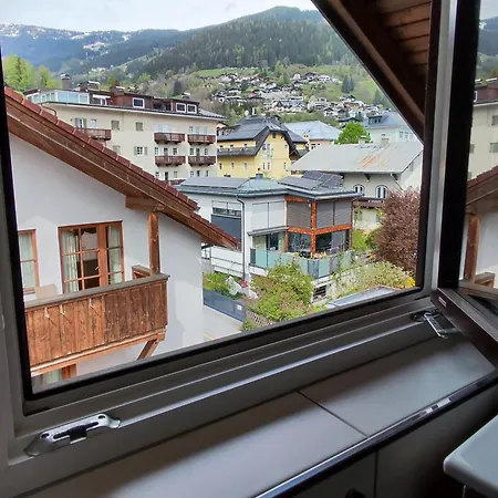 アパート Alpinoase Centre Zell Am