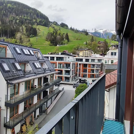 Alpinoase Centre Zell Am