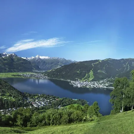 Alpinoase Centre Zell Am *